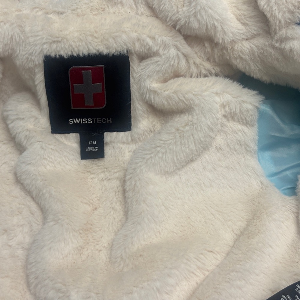 Swiss Tech Cream Fleece Jacket - Picture 7 of 7